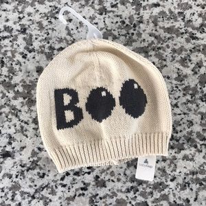 Knit beanie for newborns